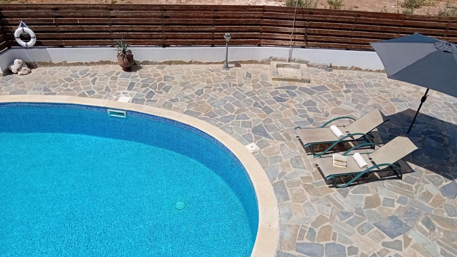 Kato Paphos Suites Экстерьер фото